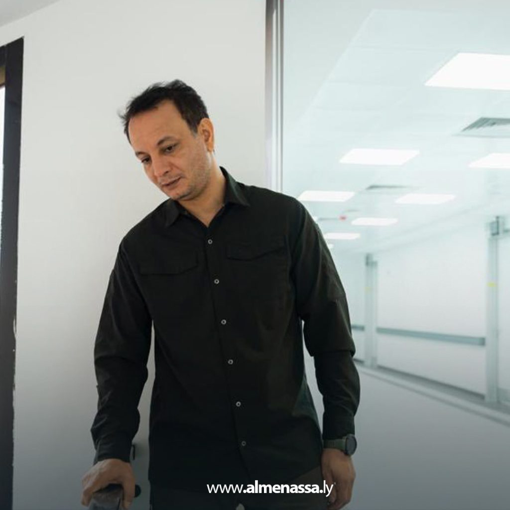 extra11111111111111111 1 مدير عام صندوق الإعمار يتفقد مشروع تطوير مركز الكيش الطبي في بنغازي