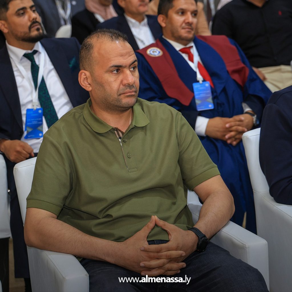 extra111111111111111111111111 1 القائد العام يكرم أوائل جامعة بنغازي ويعلن إيفادهم للدراسة في الخارج