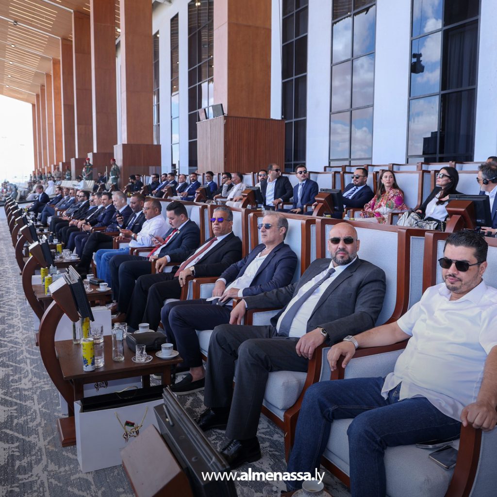 extra111111111111111111111111111111 المشير حفتر والمستشار عقيلة صالح يصلان المدينة العسكرية ويعطيان إشارة انطلاق العرض العسكري في الذكرى الـ11 لثورة الكرامة