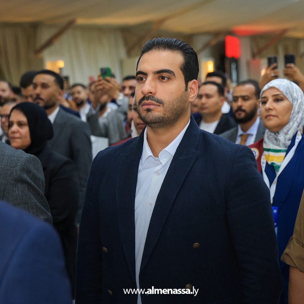 extra111111111111111111111111111111111111 1 القائد العام يكرم أوائل جامعة بنغازي ويعلن إيفادهم للدراسة في الخارج