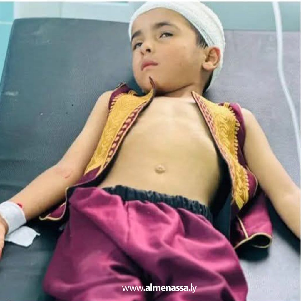 01 41 مركز طبرق الطبي يستقبل أربعة أطفال مصابين جراء سقوط سقف مسجد بمنطقة القعرة