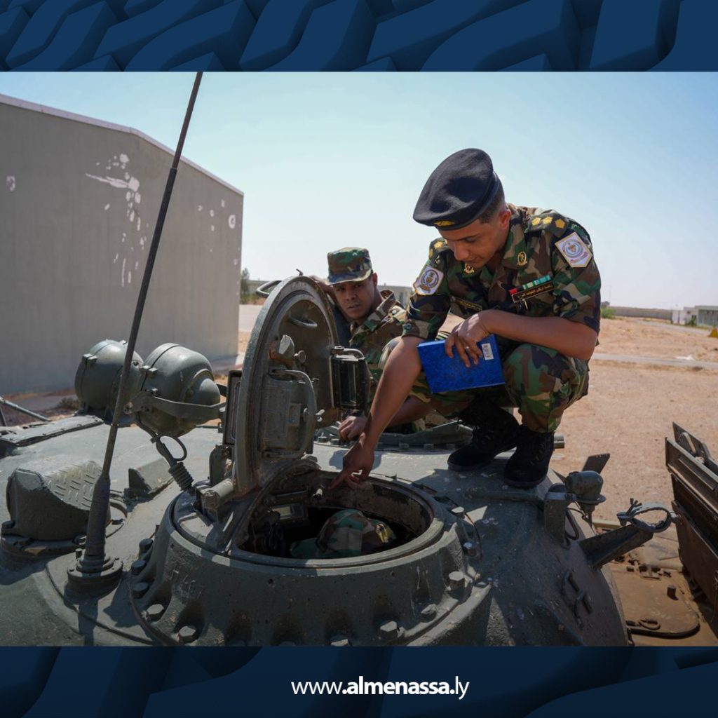 03 30 الكتيبة الثانية بلواء القرضابية تطلق تدريبات ميدانية على المدفعية والدبابات