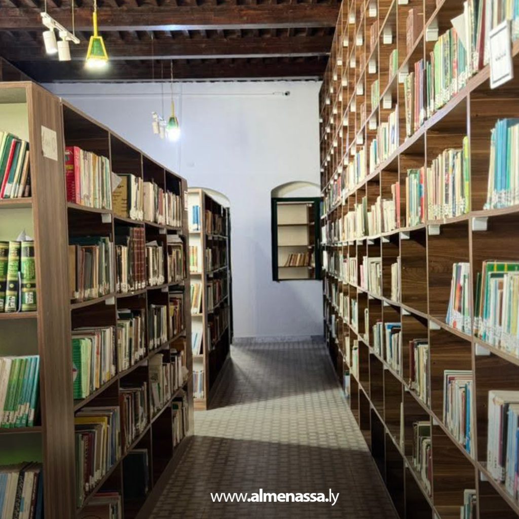 04 40 توغي تتفقد مكتبة مصطفى قدري وتوجه بإعداد خطة تطوير شاملة