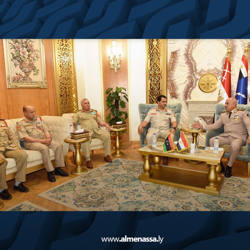 06 11 الفريق صدام حفتر يبحث في القاهرة ملفات الحدود والهجرة غير النظامية مع رئيس أركان حرب القوات المصرية