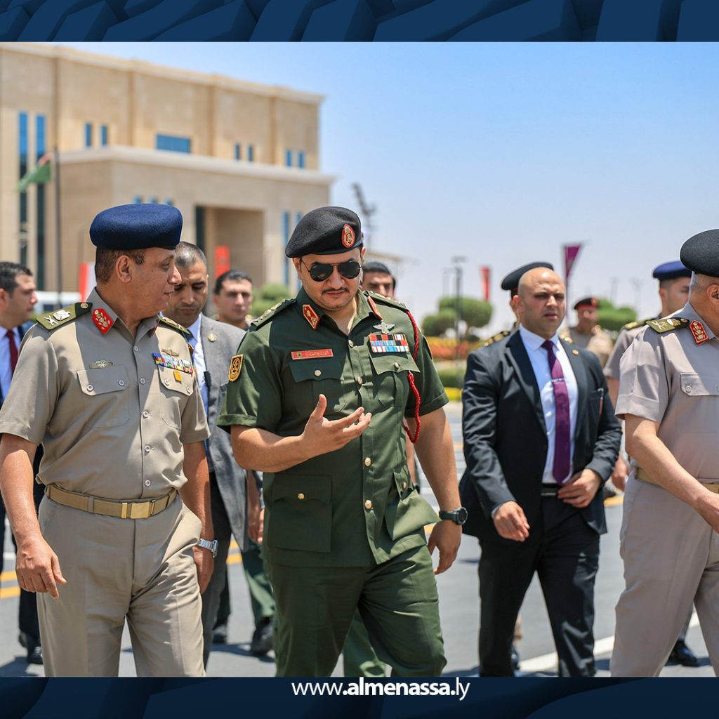 15 الفريق ركن صدام حفتر يشارك في حفل تخرج ضباط ليبيين من كلية القادة والأركان المصرية