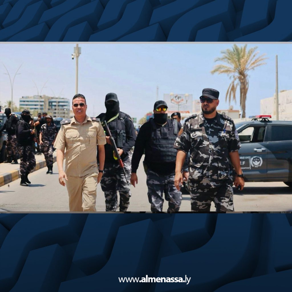 Extra 90 إدارة إنفاذ القانون تكثف الدوريات الأمنية بمناطق التماس في طرابلس