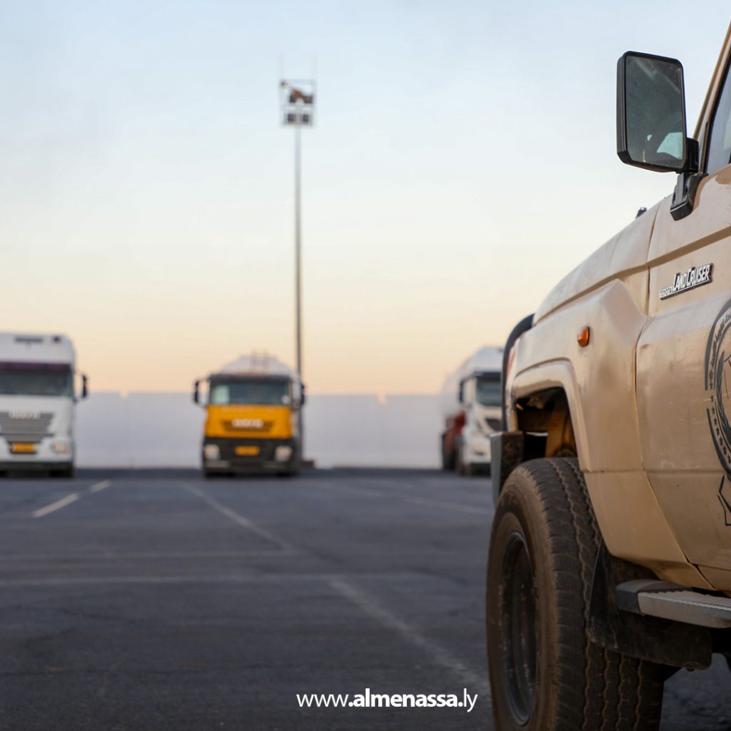 Extra11 191 الكتيبة 101 مشاة تضبط كميات كبيرة من الوقود والمخدرات معدّة للتهريب جنوب البلاد