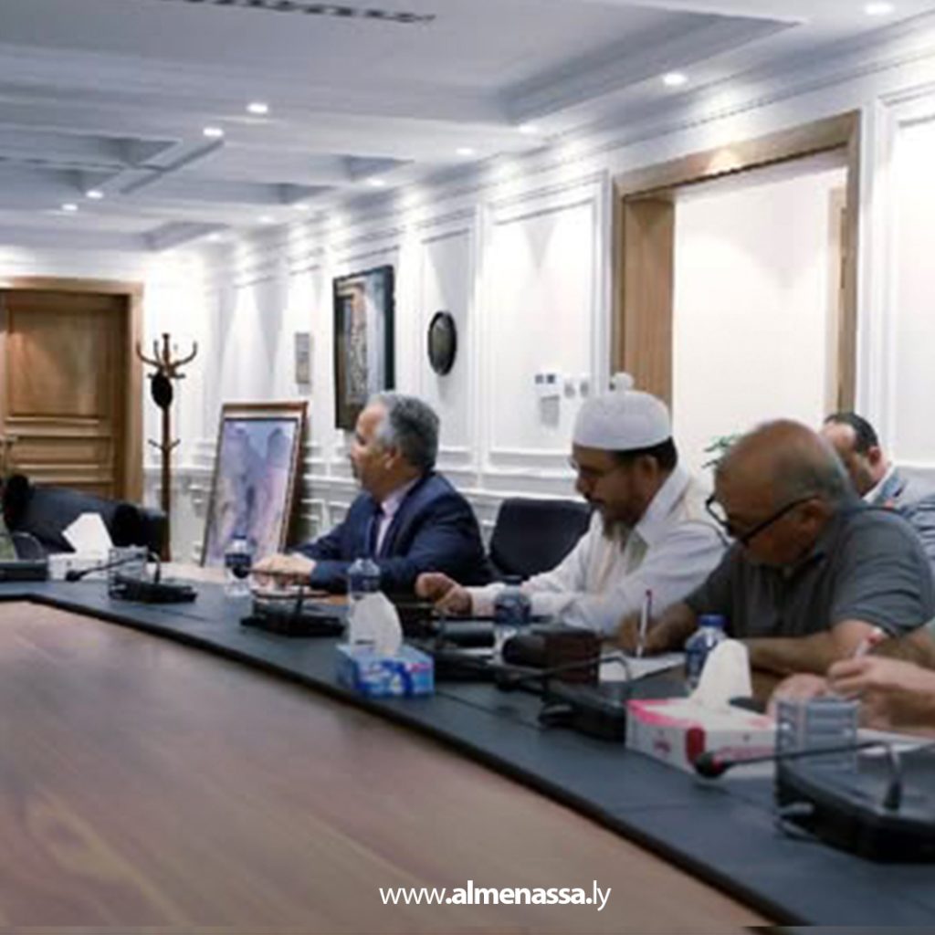 Extraذ 3 خلال لقائه بأعيان طرابلس.. الحداد يوصي بالعمل على رأب الصدع