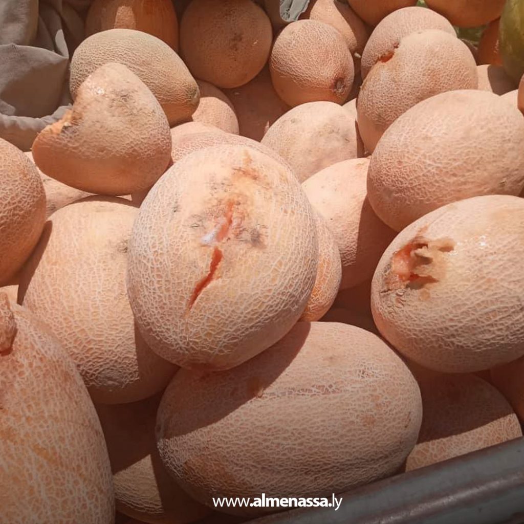 extra 152 ضبط كميات كبيرة من البطيخ والدلاع غير صالح للاستهلاك البشري في أجدابيا