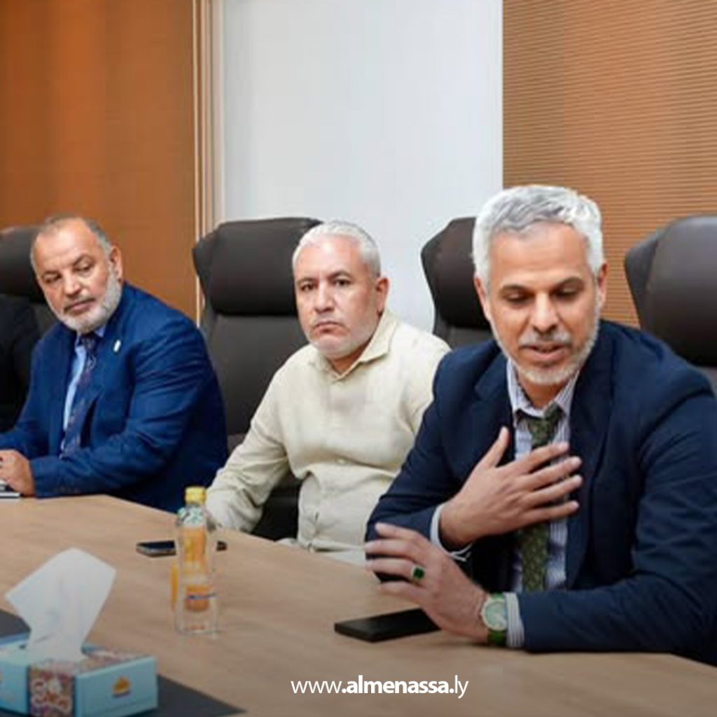 extra 18 أمن بنغازي تبحث البدء في تنفيذ مشروع تركيب العنوان البريدي على المنازل