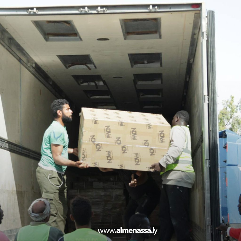 extra 234 جامعة سرت تستقبل شحنة من احتياجات القاعات الدراسية مقدمة من صندوق التنمية وإعادة اعمار ليبيا