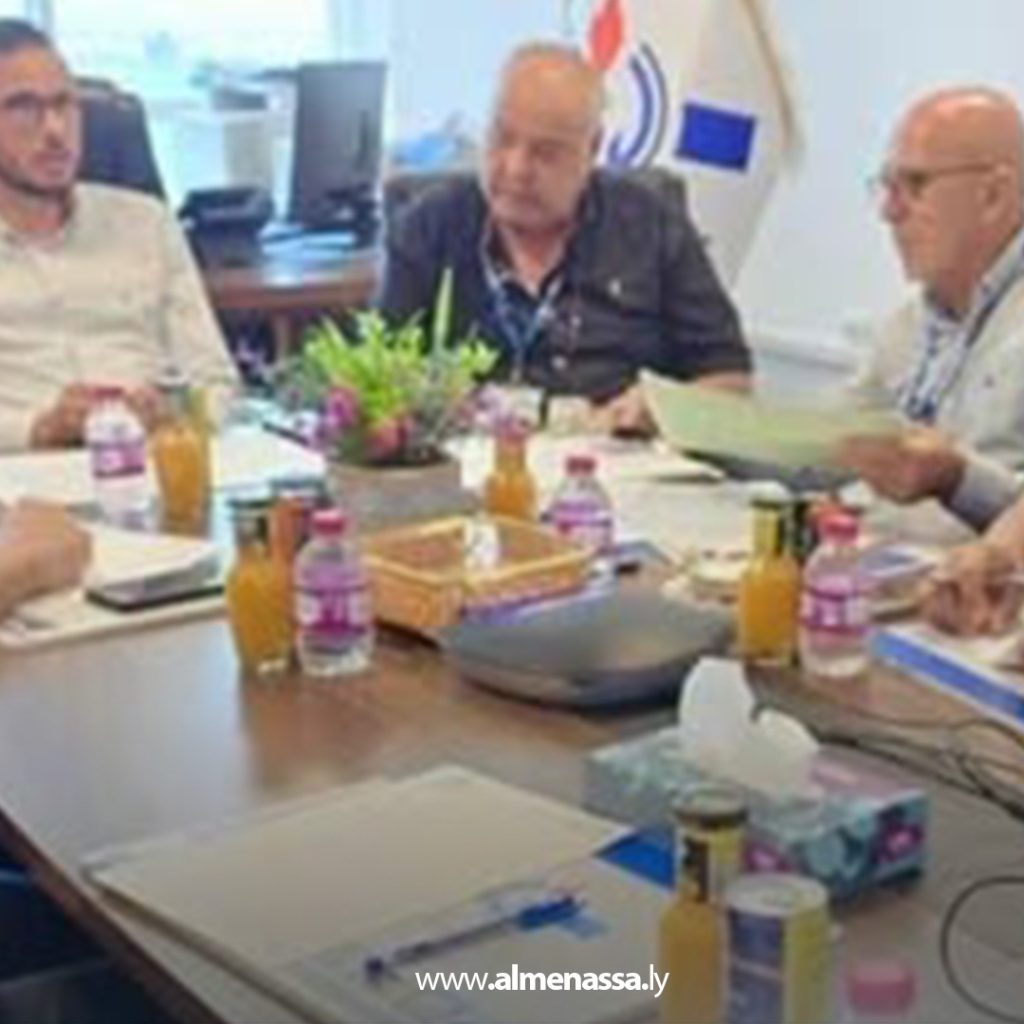 extra 287 شركة البريقة تبحث وضع ضوابط على تزويدات الوقود لمشروع طريق أوباري غات