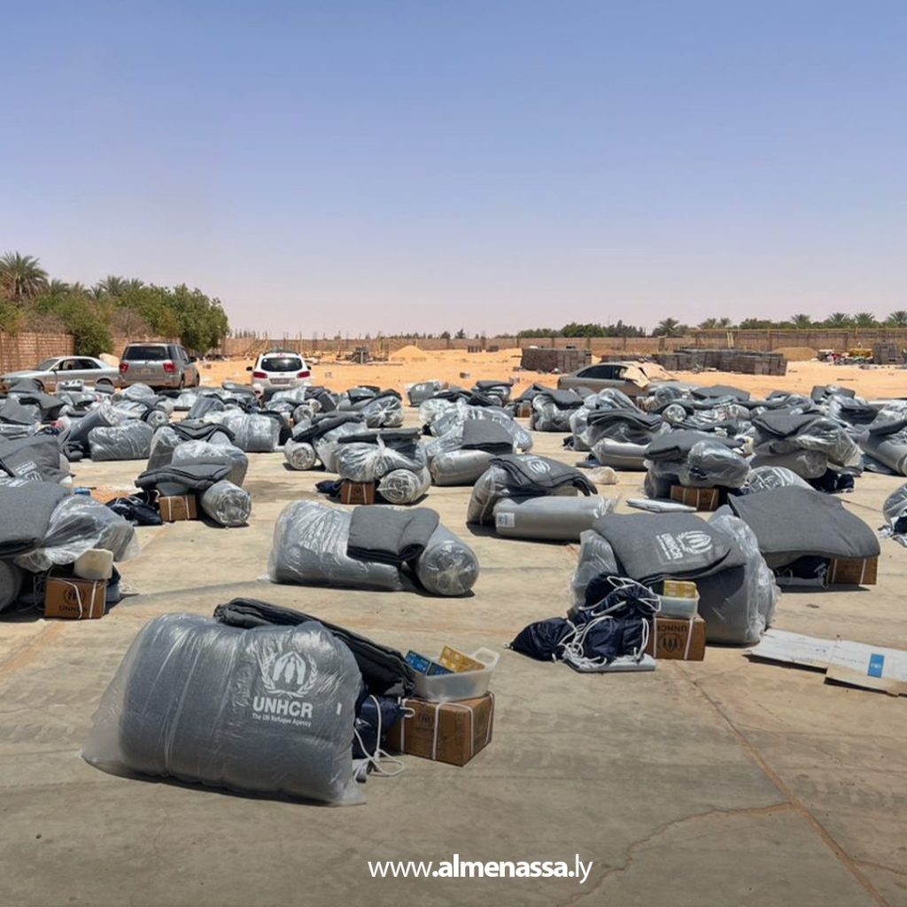 extra1 1 توزيع مساعدات إنسانية لـ200 أسرة سودانية في الكفرة بالتعاون بين الهيئة الليبية والمفوضية السامية