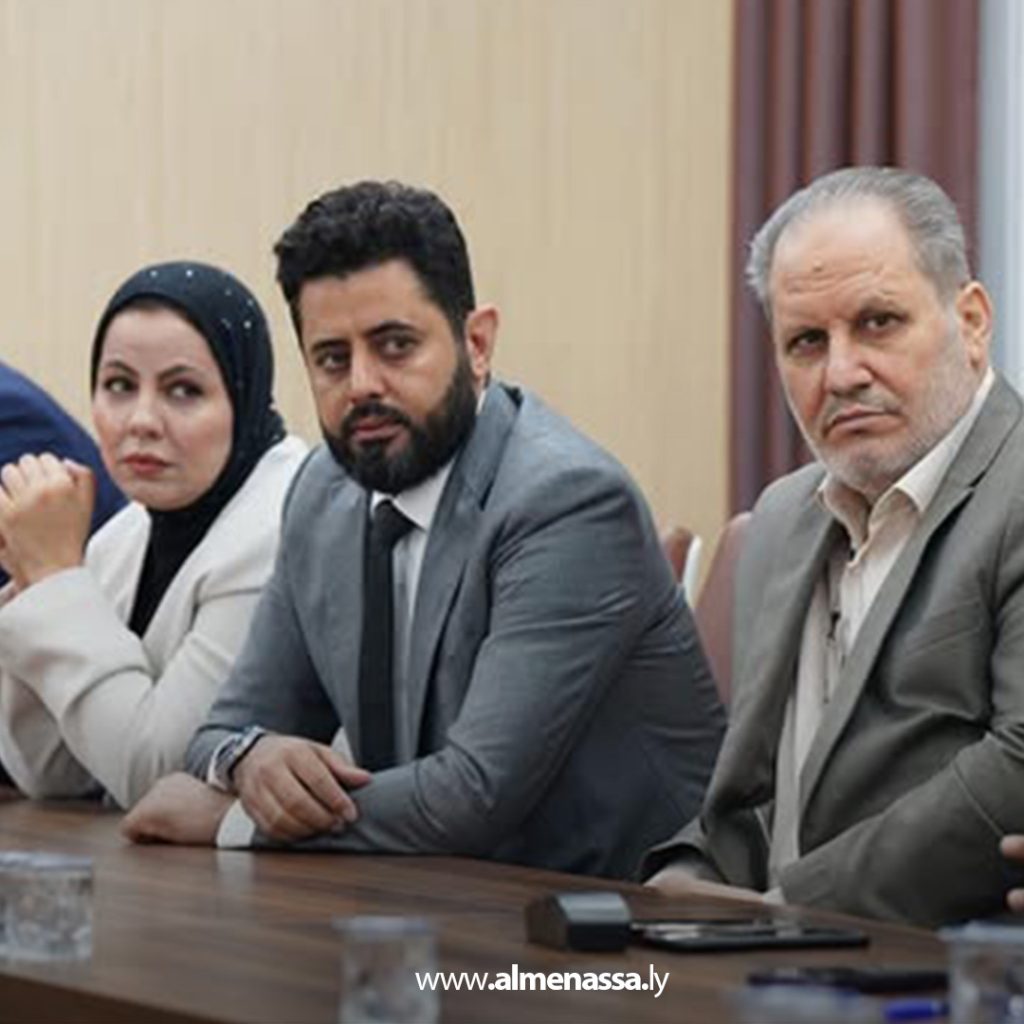 extra1 10 الجويفي يباشر مهامه وزيرا مكلفا بوزارة الحكم المحلي بحكومة الوحدة