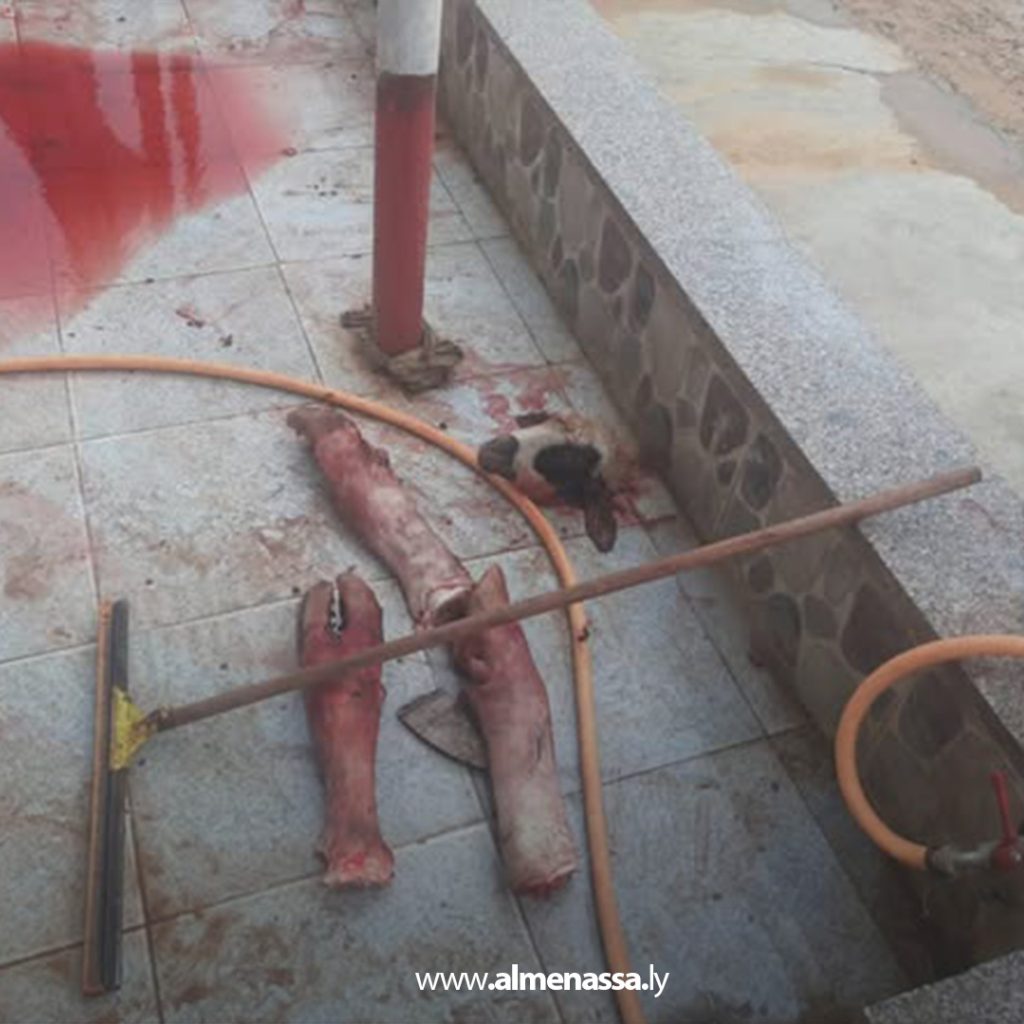 extra1 12 الرقابة على الأغذية: إغلاق محلات في العزيزية خلال جولة تفتيشية