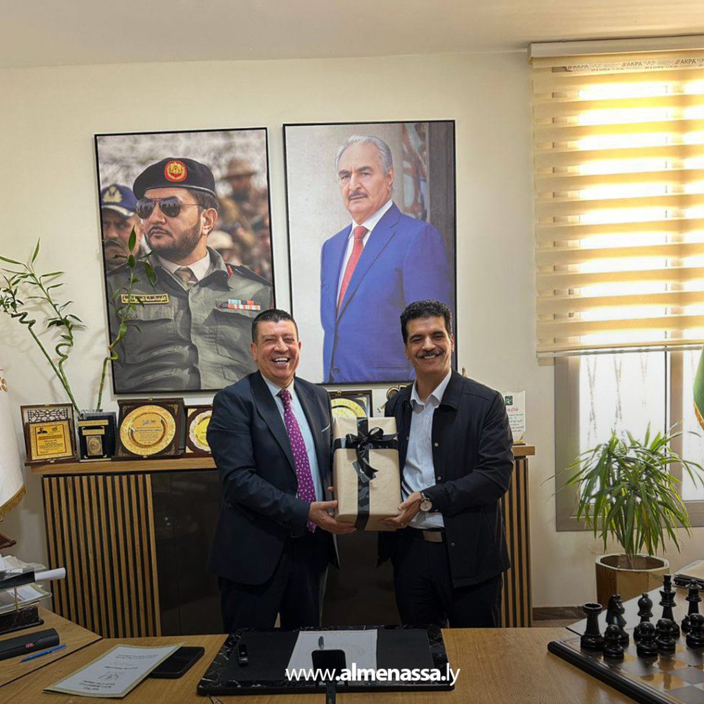 extra1 132 مصلحة أملاك الدولة تسلّم صندوق دعم الزواج قطعة أرض في بنغازي