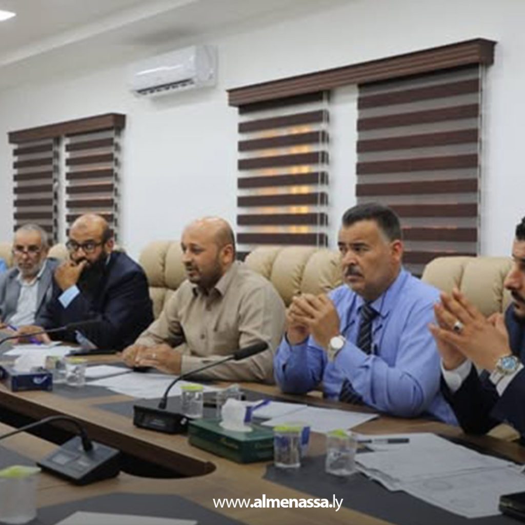 extra1 160 وزارة العمل تشارك في اجتماع اللجنة المشتركة لمعالجة أوضاع الشركات المتعثرة