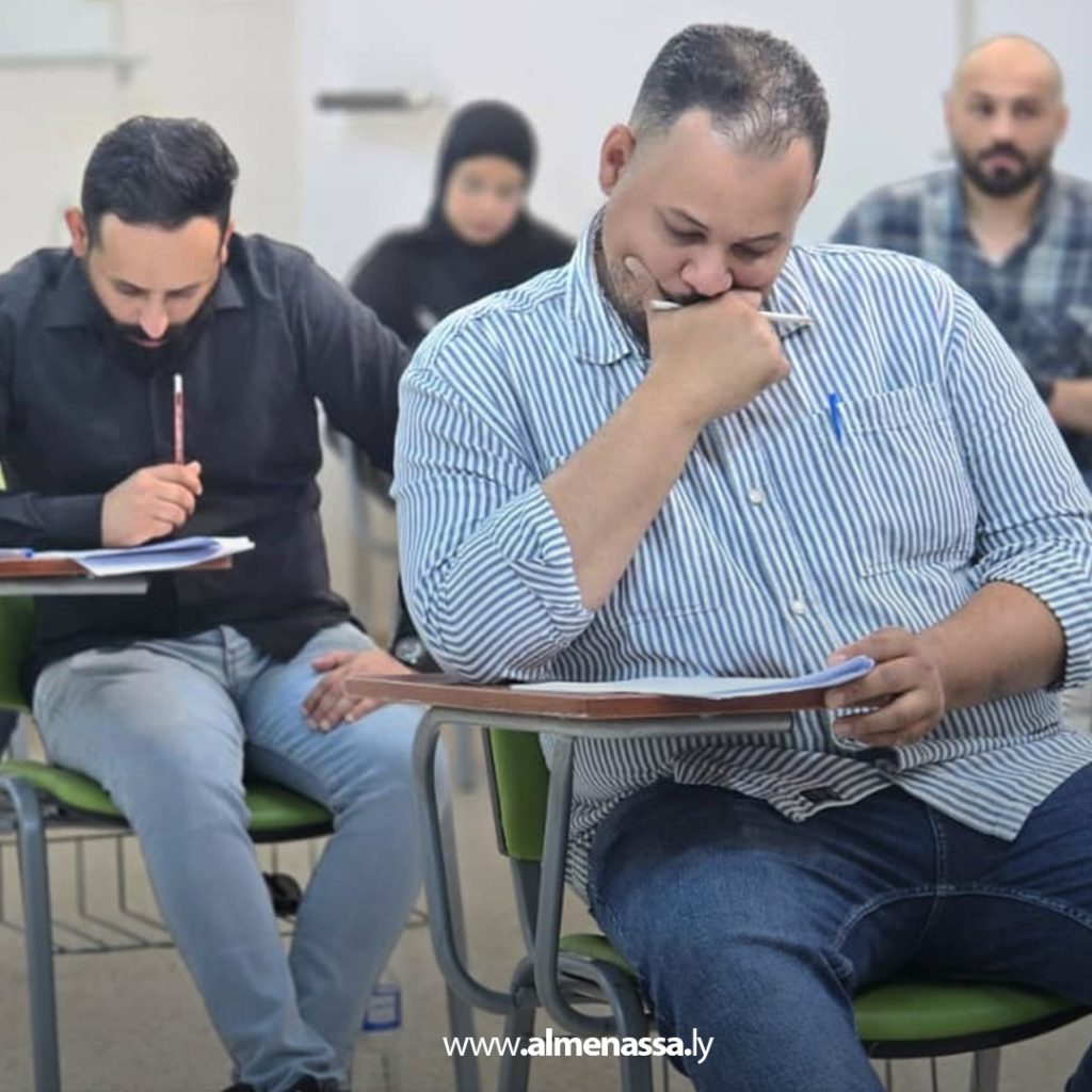 extra1 161 إجراء الامتحان التقييمي استعدادًا لانطلاق دورة الإسعافات المتقدمة العاشرة لأطباء الجراحة بمركز بنغازي الطبي