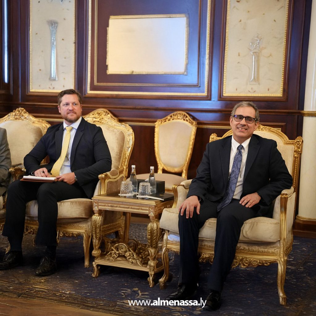 extra1 165 المنفي يستقبل القائم بالأعمال الأمريكي لبحث تطورات المسار السياسي وحقوق الإنسان في ليبيا