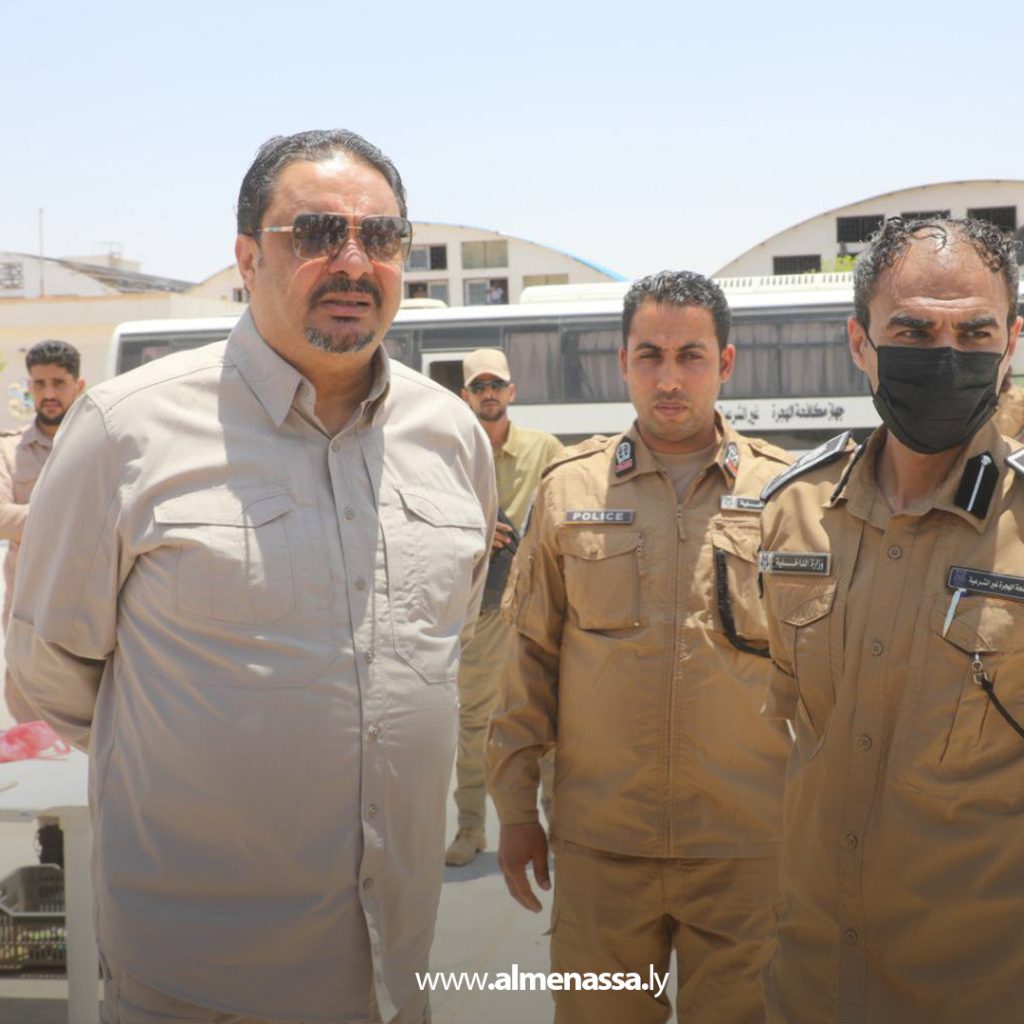 extra1 75 جهاز مكافحة الهجرة غير الشرعية يرحّل 171 مهاجرًا مصريًا عبر منفذ أمساعد البري