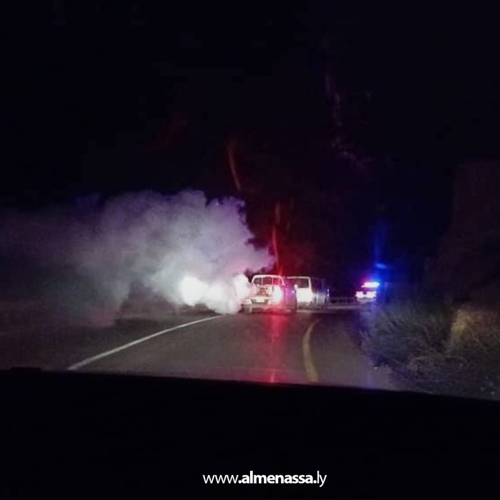 extra11 43 بلدية الأصابعة تطلق حملة موسعة لمكافحة حشرات الجراد في محلة الضوه