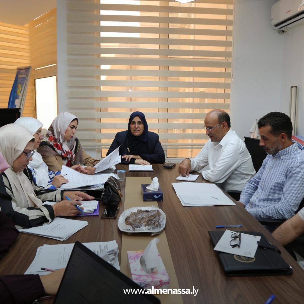 extra11 86 لجنة إعداد لائحة التعليم الأجنبي تعقد اجتماعها الرابع عشر برئاسة وكيل الوزارة للشؤون التربوية