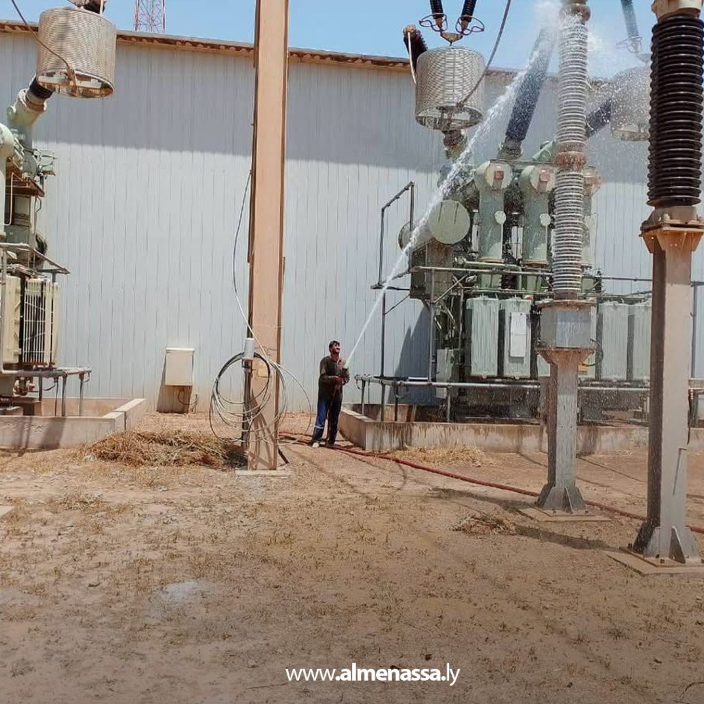 extra111 35 انتهاء أعمال غسل خروجات وحدات التوليد بمحطة الزويتينة لضمان استقرار الشبكة الكهربائية