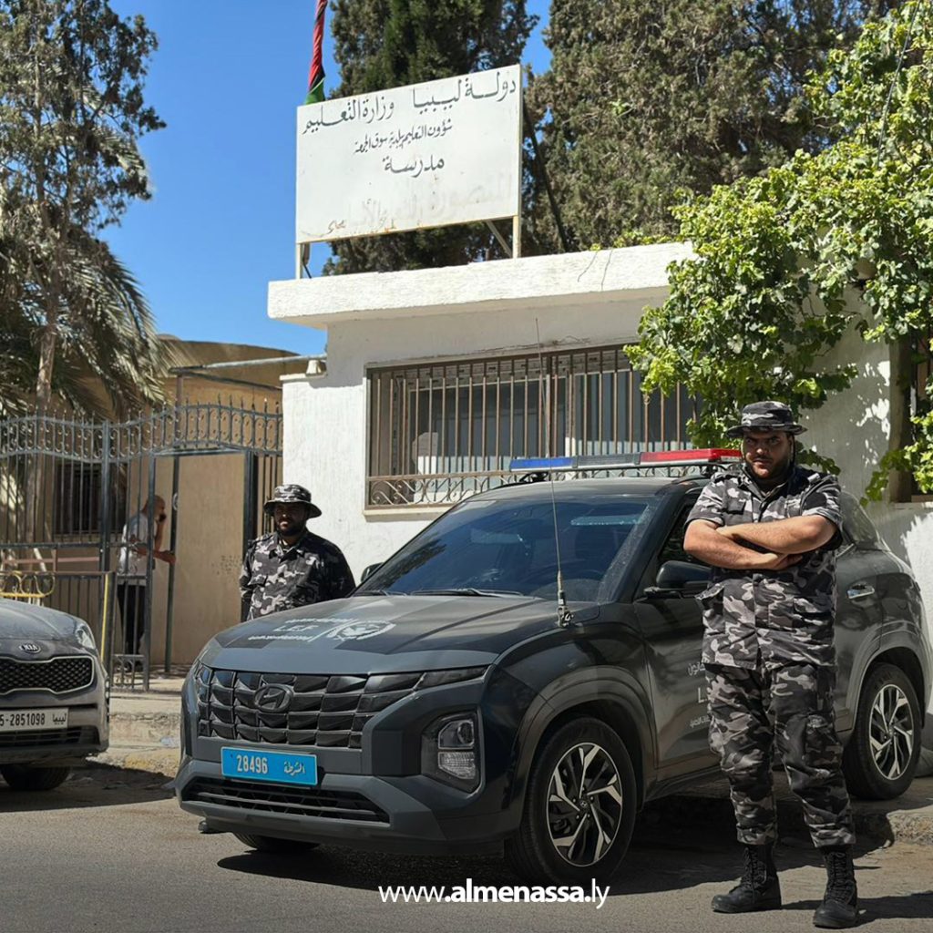 extra111 4 دوريات إنفاذ القانون تواصل تأمين امتحانات الشهادة الإعدادية بطرابلس