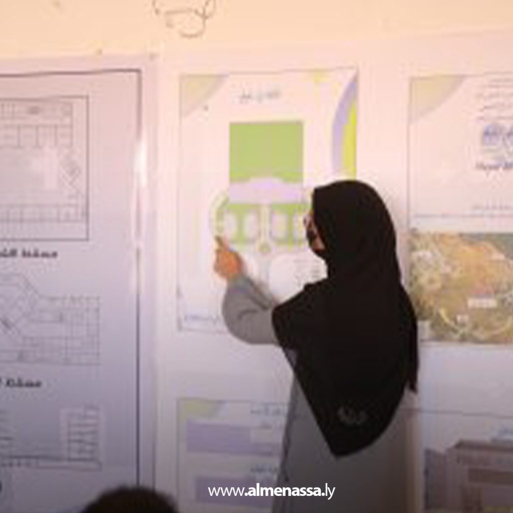 extra111 68 التقييم النهائي لمشاريع طلاب قسم هندسة العمارة بجامعة سبها