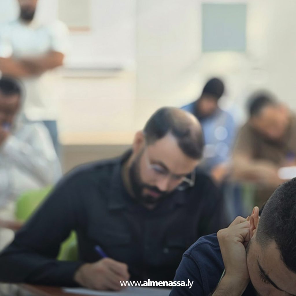 extra111 70 إجراء الامتحان التقييمي استعدادًا لانطلاق دورة الإسعافات المتقدمة العاشرة لأطباء الجراحة بمركز بنغازي الطبي