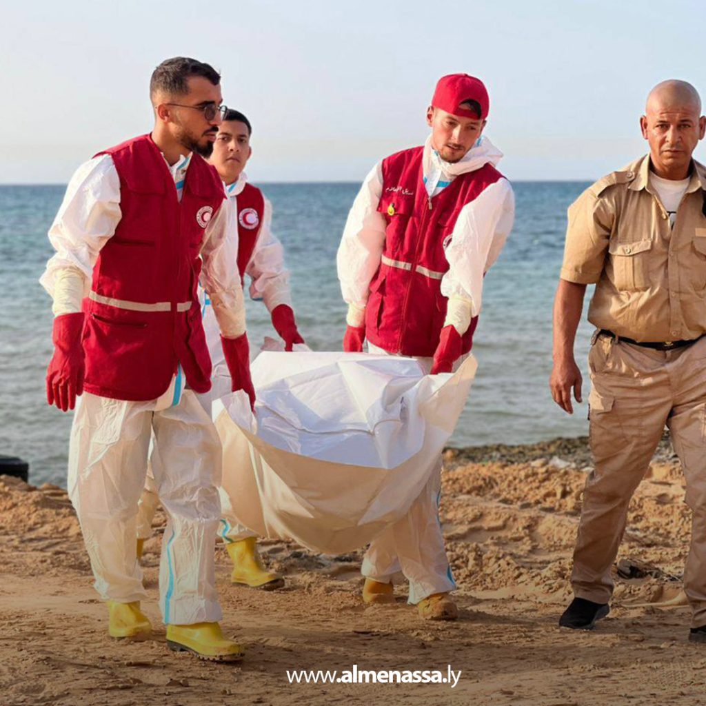 extra1111 25 الهلال الأحمر فرع طرابلس يعلن انتشال جثة على شاطئ البحر في منطقة تاجوراء