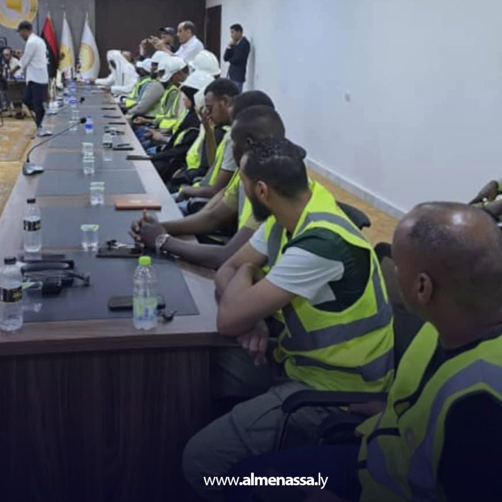 extra1111 30 صندوق الإعمار بمرزق يبحث استلام ملفات المنازل المتضررة التي تم صيانتها