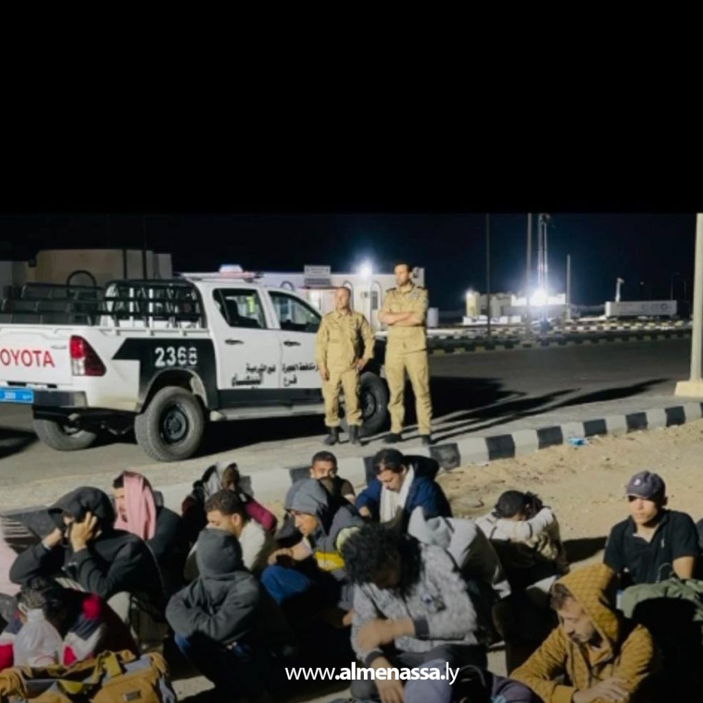 extra1111 31 جهاز مكافحة الهجرة غير الشرعية يرحّل 171 مهاجرًا مصريًا عبر منفذ أمساعد البري