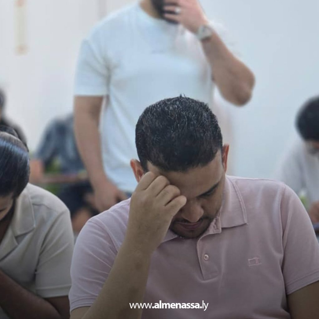 extra1111 56 إجراء الامتحان التقييمي استعدادًا لانطلاق دورة الإسعافات المتقدمة العاشرة لأطباء الجراحة بمركز بنغازي الطبي