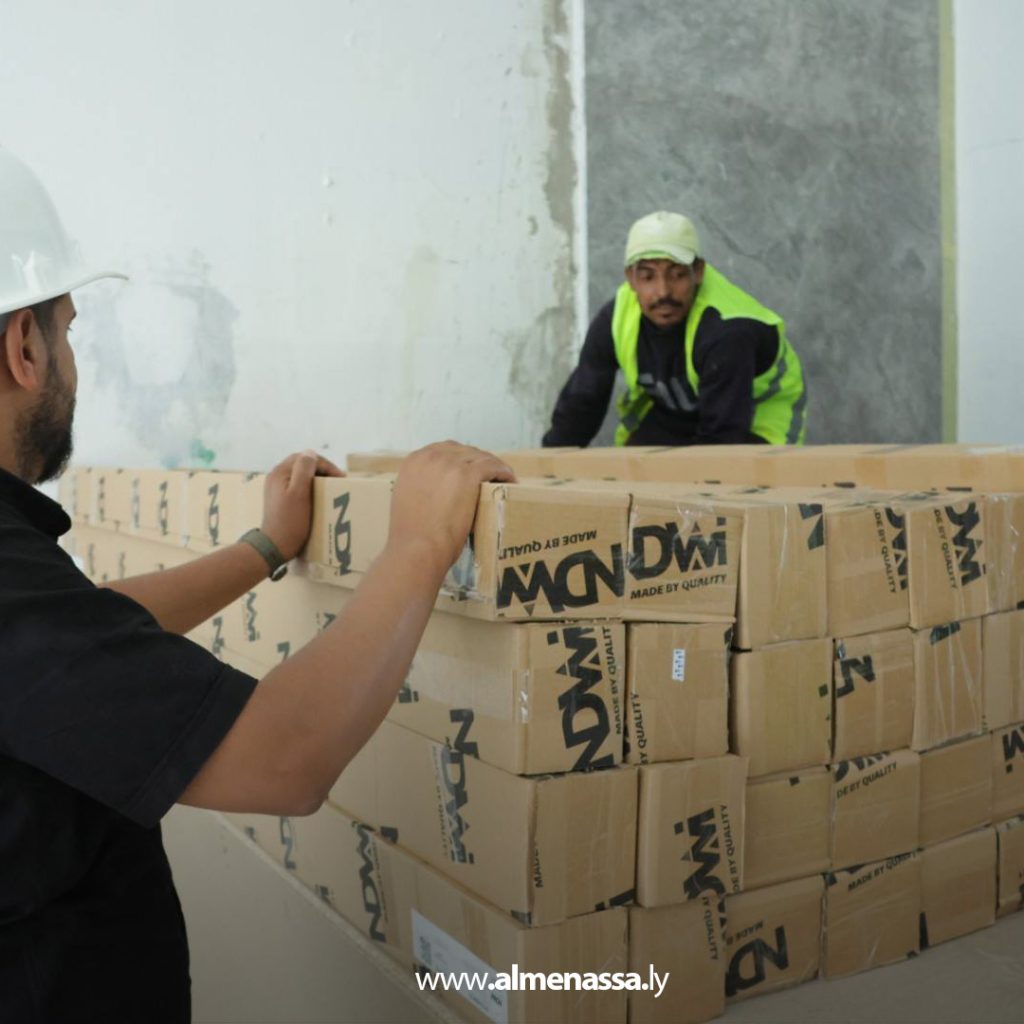 extra1111 64 جامعة سرت تستقبل شحنة من احتياجات القاعات الدراسية مقدمة من صندوق التنمية وإعادة اعمار ليبيا