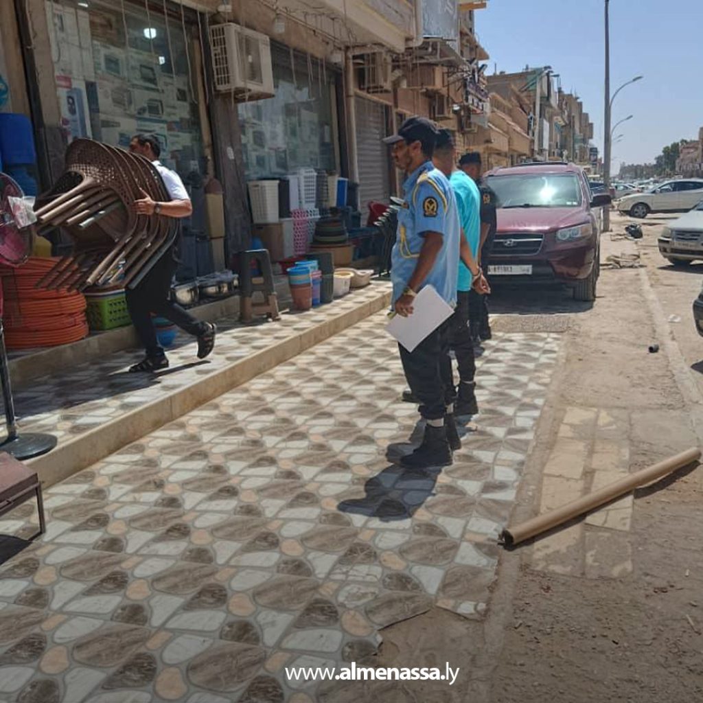 extra11111 17 جهاز الحرس البلدي بنغازي يواصل حملاته ضد التعديات على الفضاء العام