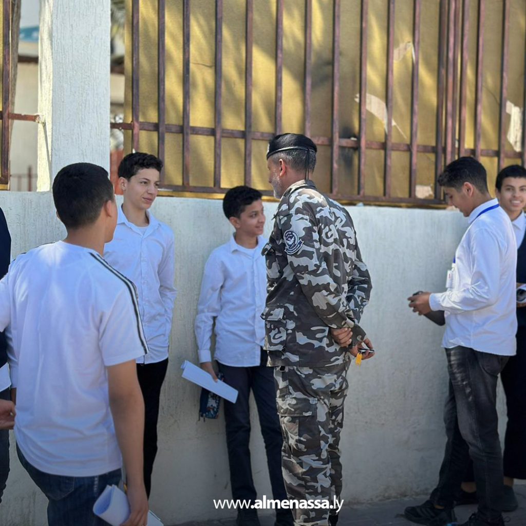 extra11111 2 دوريات إنفاذ القانون تواصل تأمين امتحانات الشهادة الإعدادية بطرابلس