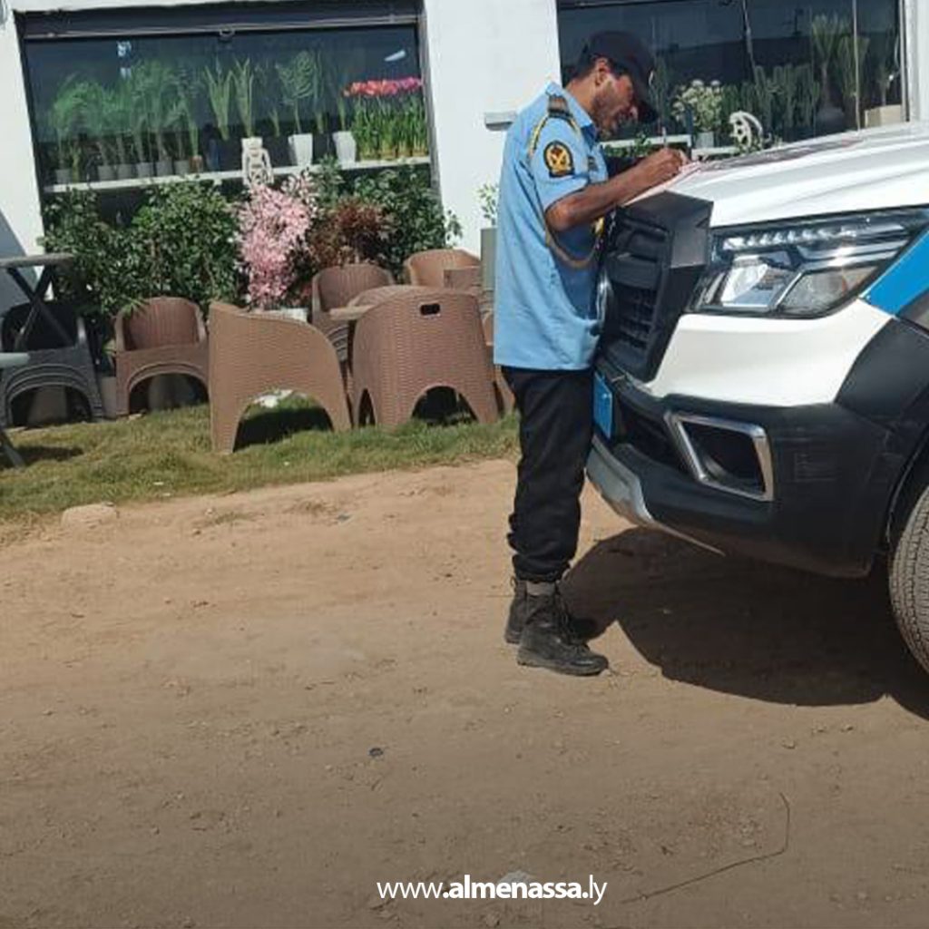 extra11111111 10 جهاز الحرس البلدي بنغازي يواصل حملاته ضد التعديات على الفضاء العام
