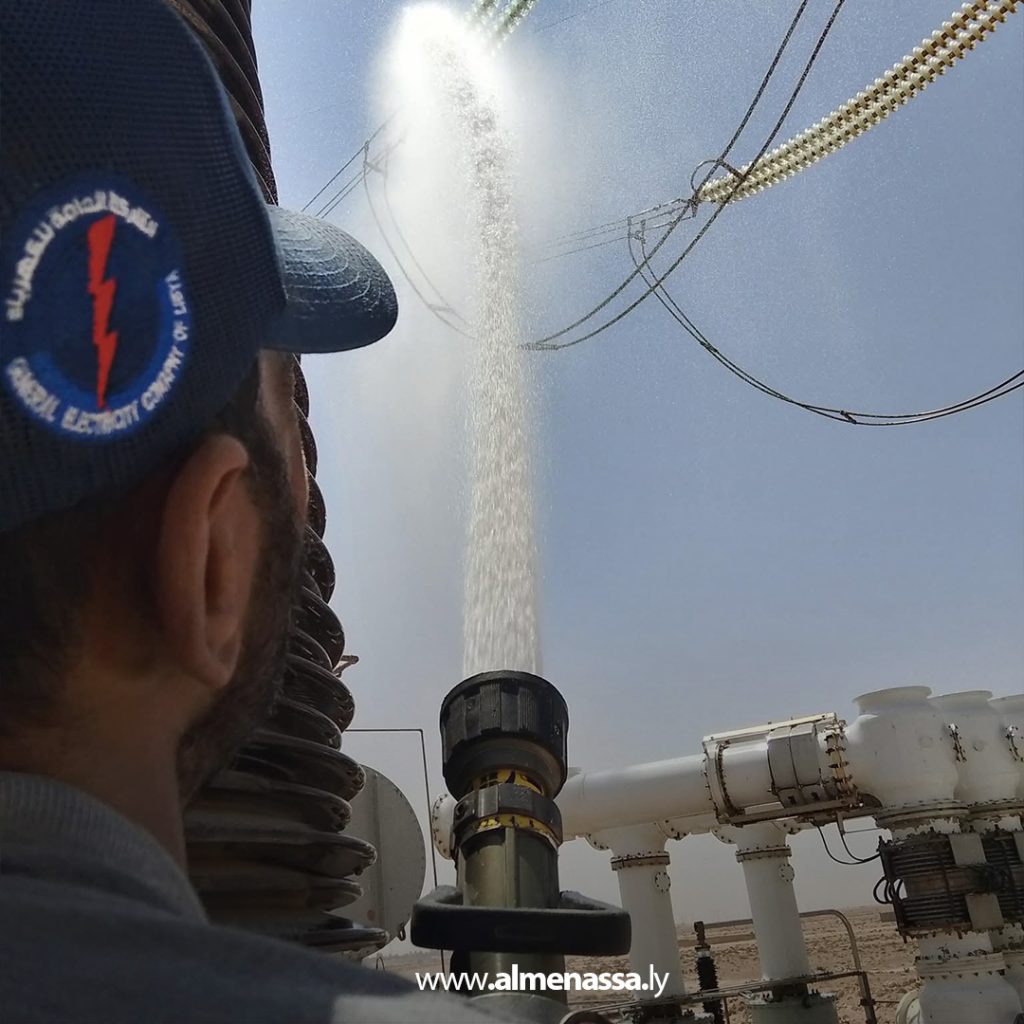 extra11111111 28 إجراء أعمال صيانة وقائية لخطوط الجهد الفائق في الزويتينة استعدادًا للصيف