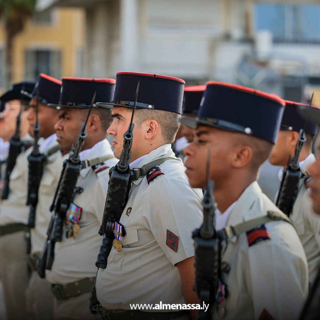 extra111111111 5 الفريق صدام حفتر يشارك في ندوة رؤساء أركان القوات البرية لدول المتوسط بفرنسا