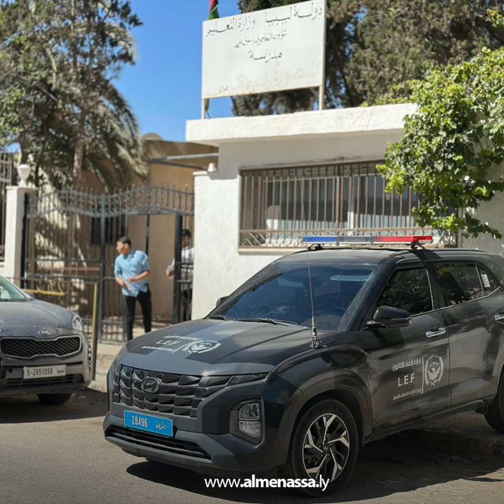 extra1111111111 1 دوريات إنفاذ القانون تواصل تأمين امتحانات الشهادة الإعدادية بطرابلس