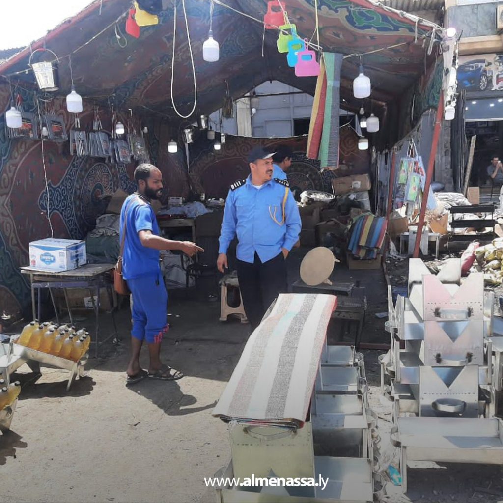 extra1111111111 10 جهاز الحرس البلدي بنغازي يواصل حملاته ضد التعديات على الفضاء العام