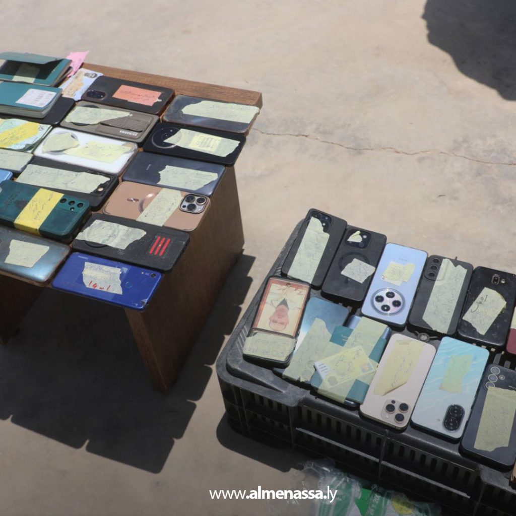 extra1111111111 12 جهاز مكافحة الهجرة غير الشرعية يرحّل 171 مهاجرًا مصريًا عبر منفذ أمساعد البري