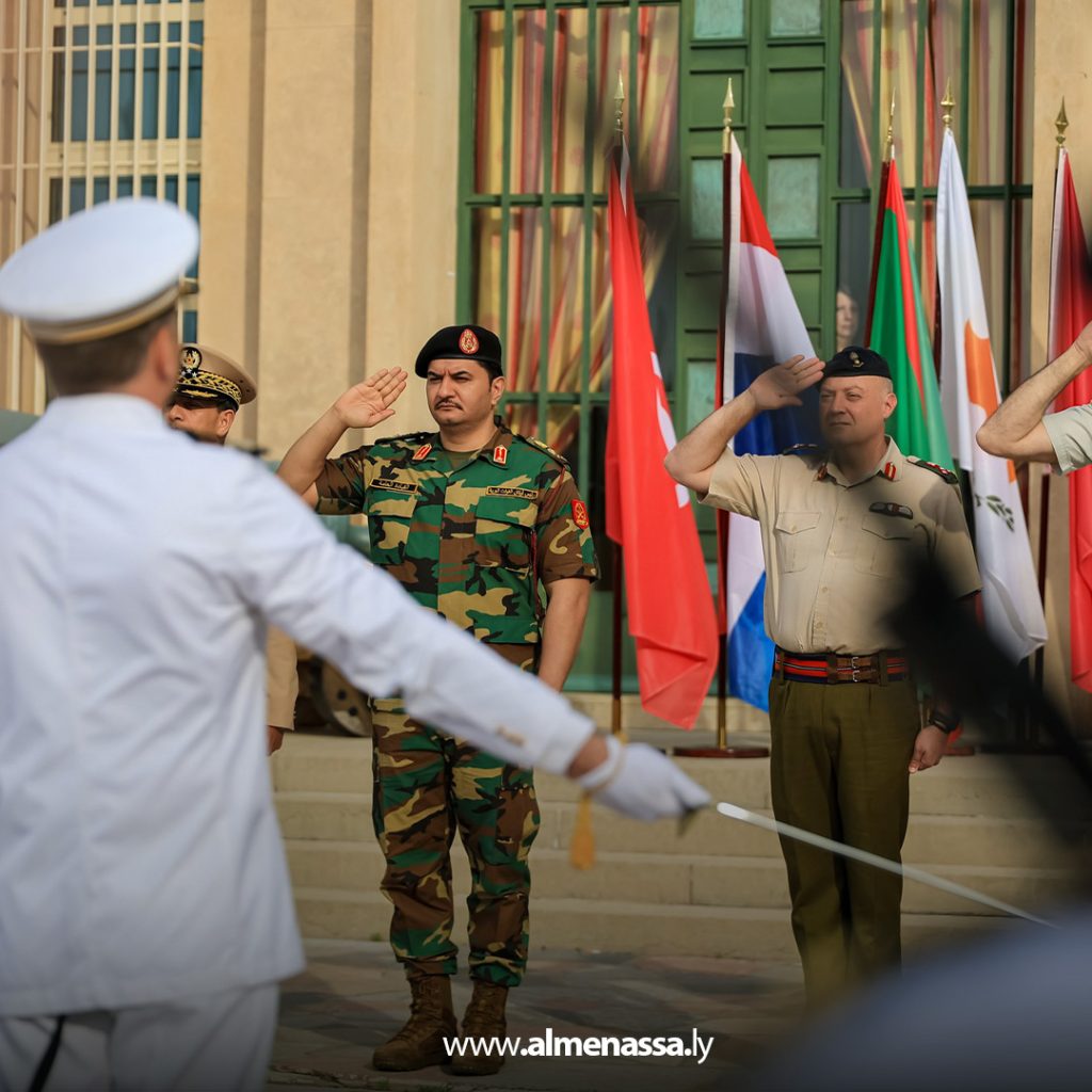 extra11111111111 6 الفريق صدام حفتر يشارك في ندوة رؤساء أركان القوات البرية لدول المتوسط بفرنسا