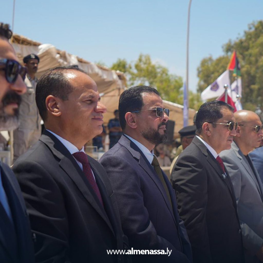 extra111111111111111 5 رئيس الحكومة الليبية يشارك في حفل تخريج الدفعة الرابعة من طلبة المعهد العالي للضباط ببنغازي