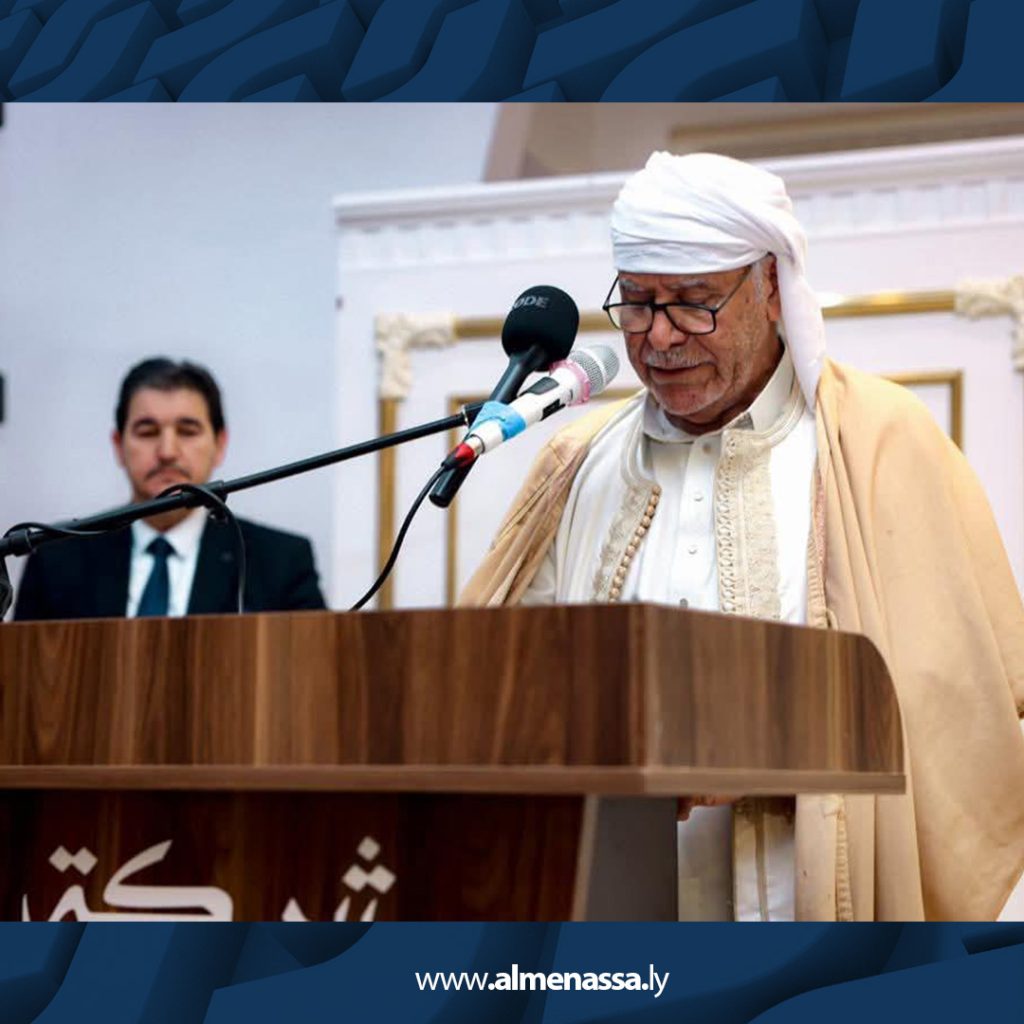 010 1 عقيلة صالح يشهد توقيع سند مصالحة بين قبيلتي العواقير والعبيدات في بنغازي