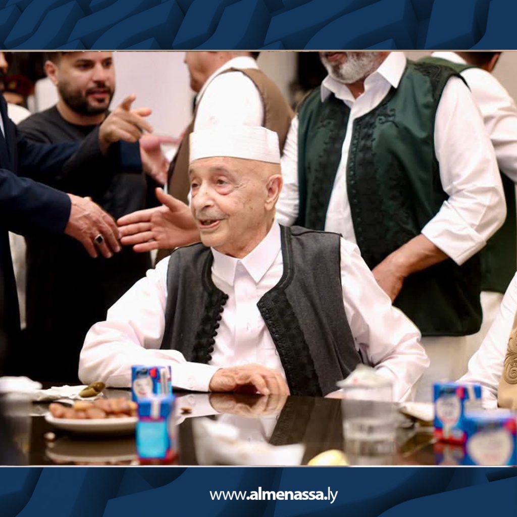 02 15 عقيلة صالح يشهد توقيع سند مصالحة بين قبيلتي العواقير والعبيدات في بنغازي