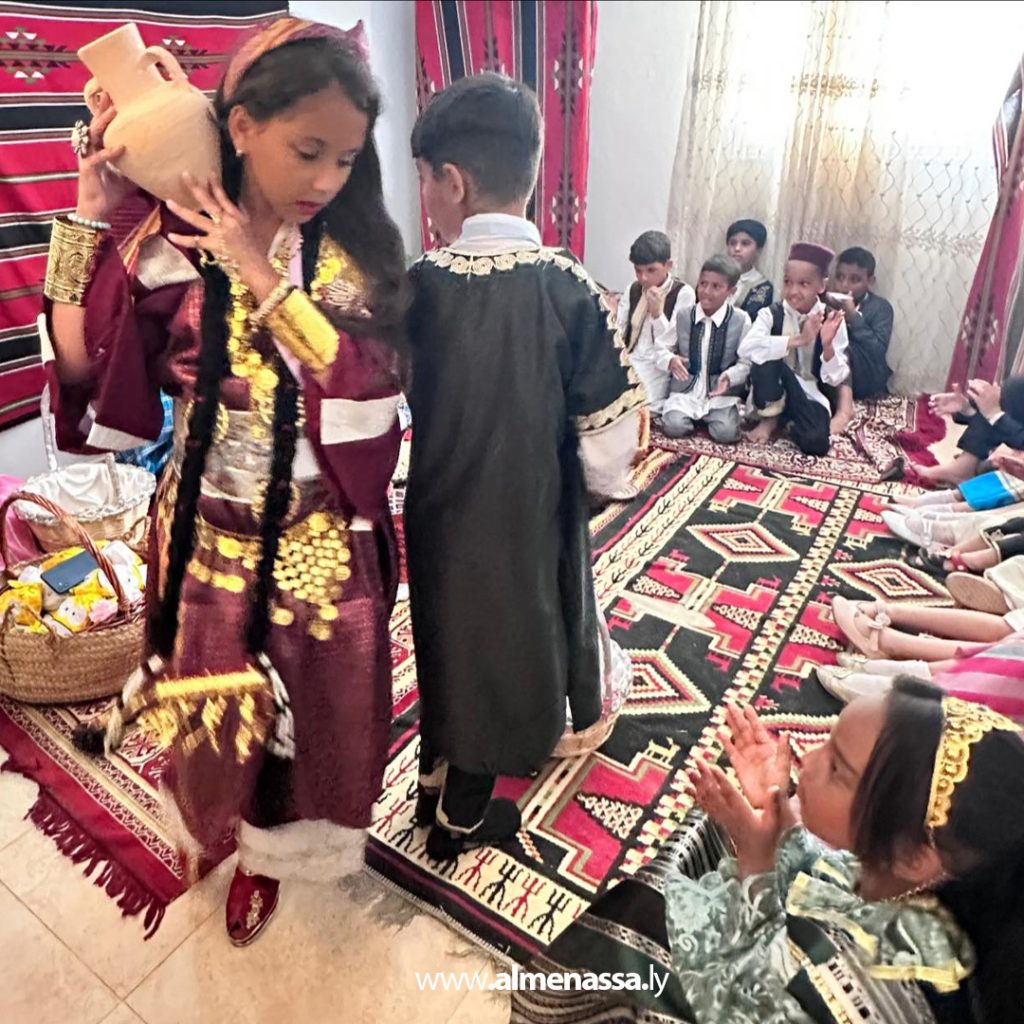 03 أمازونات ليبيا تقدم يوم تراثي في ختام المنتدى الصيفي للأطفال