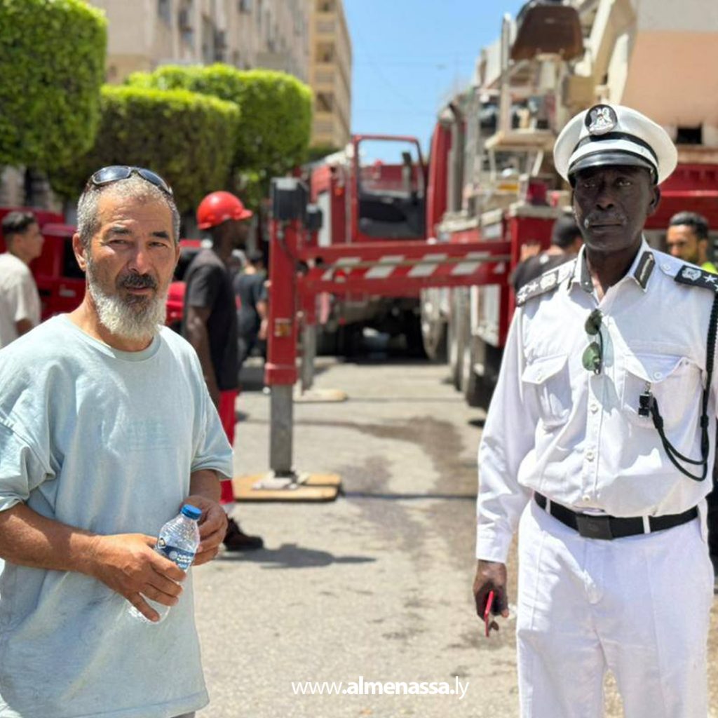 04 11 أمن طرابلس: نشوب حريق بإحدى الشقق بشارع الاستقلال ولا وجود لأضرار بشرية