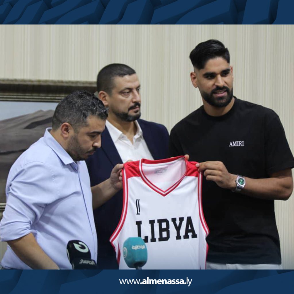 2 2 الاتحاد الليبي لكرة السلة يتعاقد مع المدرب الأمريكي جيمس صموئيل